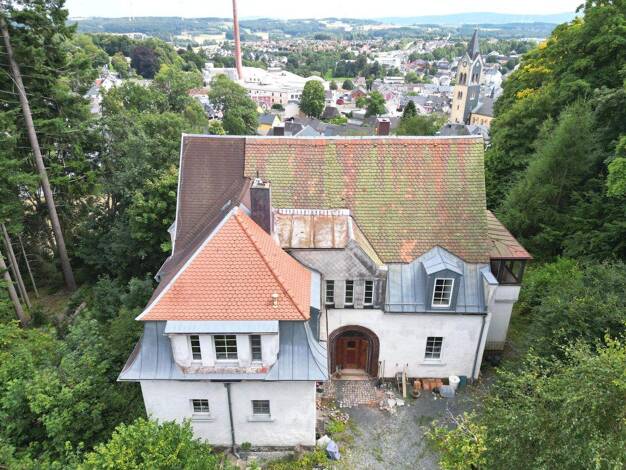 Mehrfamilienhaus zum Kauf 390.000 € 9 Zimmer 294,8 m² 5.325 m² Grundstück frei ab sofort Helmbrechts 95233