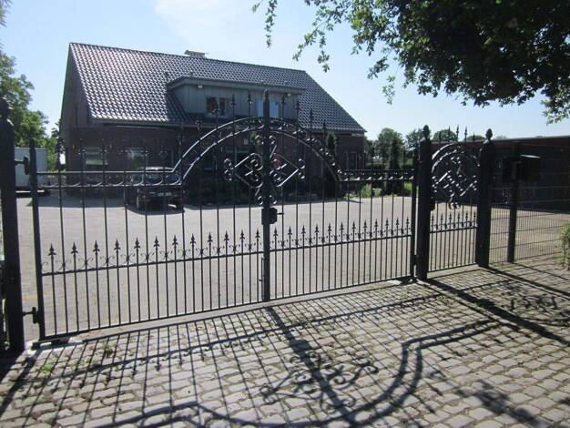 Mehrfamilienhaus zum Kauf provisionsfrei 1.580.000 € 12 Zimmer 413 m² 2.715 m² Grundstück Pfalzdorf Goch 47574