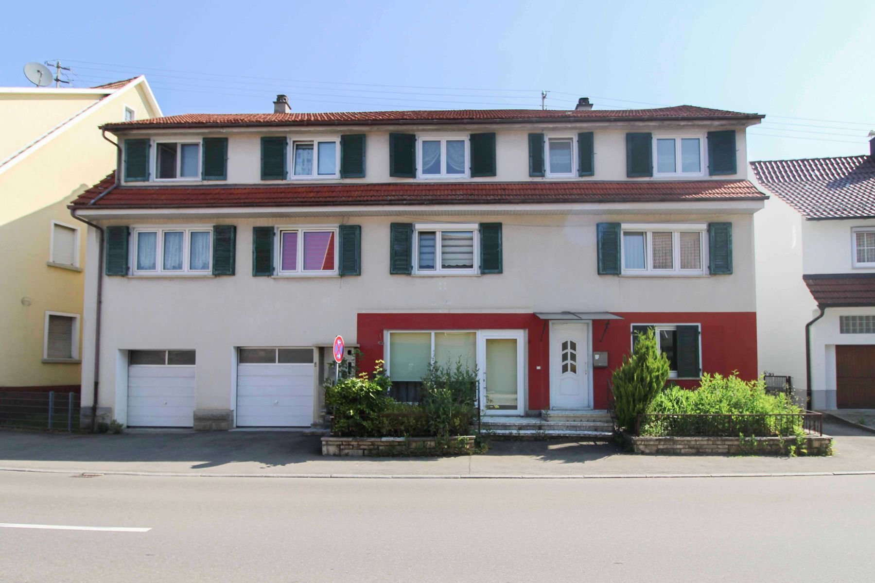 Mehrfamilienhaus zum Kauf als Kapitalanlage geeignet 390.000 € 12 Zimmer 330 m²<br/>Wohnfläche 1.098,1 m²<br/>Grundstück Jungingen 72417