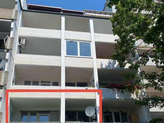 Wohnung zum Kauf 160.000 € 1,5 Zimmer 46 m² 1. Geschoss frei ab sofort Coventrystrasse Nied Frankfurt am Main 65934
