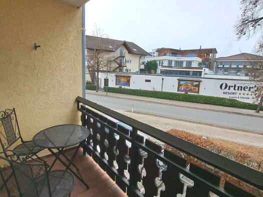 Wohnung zum Kauf 70.000 € 2 Zimmer 30,1 m² 2 Geschosse frei ab sofort Bad Füssing 94072