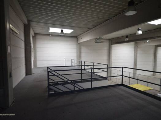 Halle/Industriefläche zur Miete 10 € 3.400 m² Lagerfläche Wien 1220