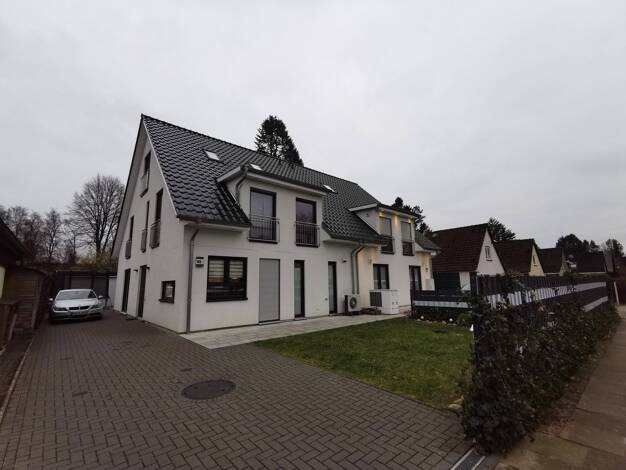 Doppelhaushälfte zur Miete 4.990 € 5 Zimmer 190 m² 500 m² Grundstück frei ab 15.10.2026 Eidelstedt Eimsbüttel 22523