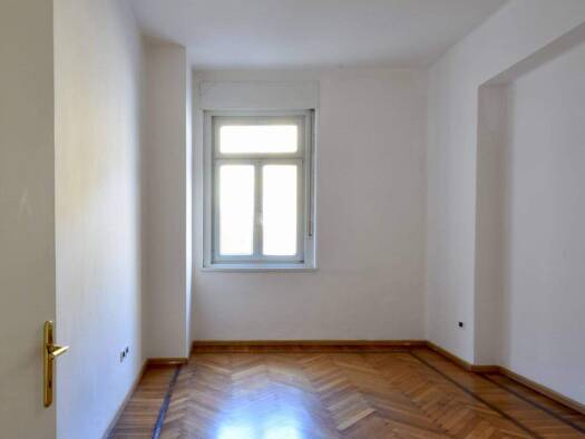 Studio zur Miete 4 Zimmer 200 m² 3. Geschoss Bozen 39100