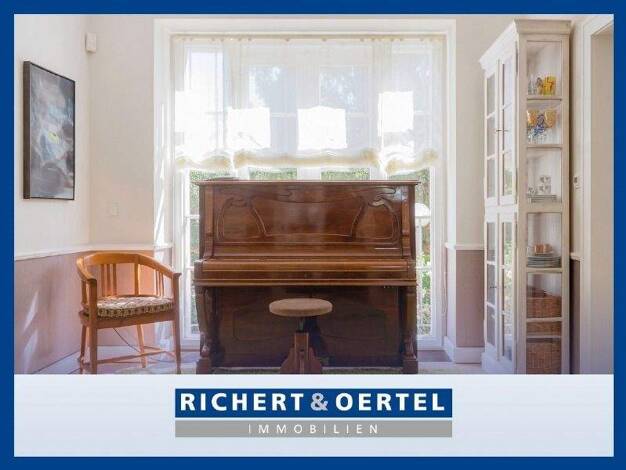 Villa zum Kauf 1.850.000 € 7 Zimmer 250 m² 2.500 m² Grundstück Hosterwitz/Pillnitz Dresden 01326