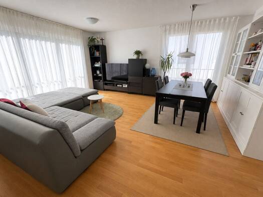 Wohnung zur Miete 1.395 € 4 Zimmer 87,3 m² 1. Geschoss frei ab 01.09.2026 Hölderlinstraße 50 West West 70193