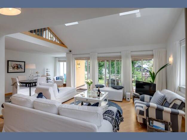Wohnung zur Miete 2.760 € 3,5 Zimmer 136 m² frei ab 04.09.2026 Tutzing Tutzing 82327