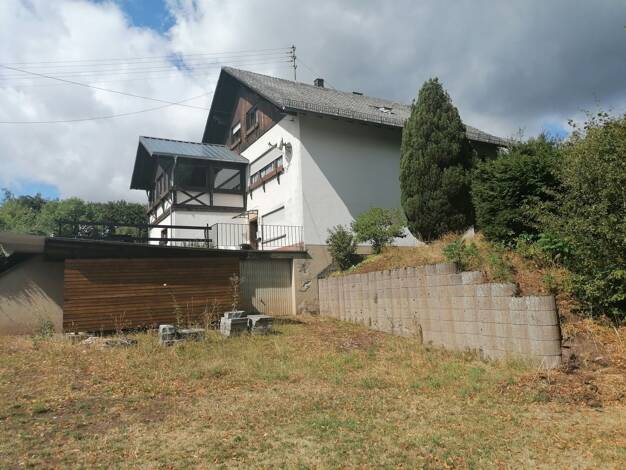 Mehrfamilienhaus zum Kauf als Kapitalanlage geeignet 195.000 € 8 Zimmer 226 m² 1.319 m² Grundstück In der Lerchwies 28 Reichenbach Reichenbach 55776