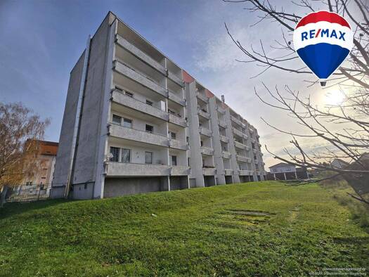 Wohnung zur Miete 325 € 2 Zimmer 54,2 m² Schönebeck Schönebeck (Elbe) 39218