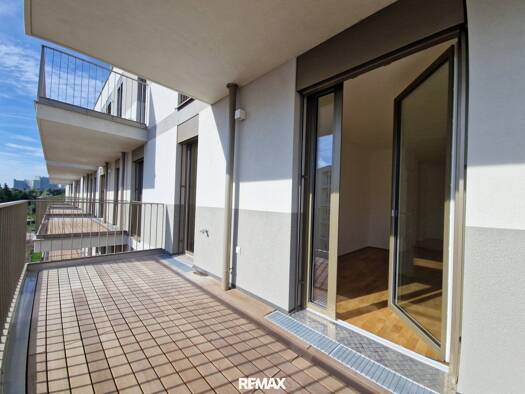 Wohnung zur Miete - Erstbezug 1.073 € 2 Zimmer 53,5 m² 3. Geschoss frei ab 01.10.2026 Rosa-Wien-Gasse 11 Wien 1210