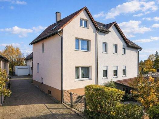 Doppelhaushälfte zum Kauf 330.000 € 5 Zimmer 94 m² 148 m² Grundstück Metzingen 72555