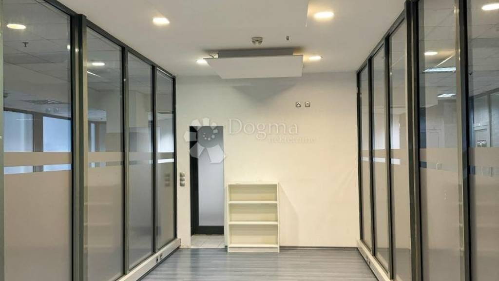 Ladenfläche zum Kauf 45.000 € Dotrscina