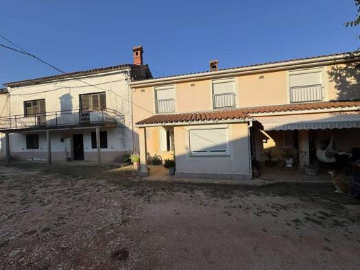 Reihenmittelhaus zum Kauf 325.000 € 4 Zimmer 300 m² Grundstück Marčana 52206