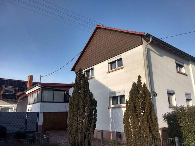 Doppelhaushälfte zur Miete 1.340 € 5 Zimmer 125 m² 275 m² Grundstück frei ab 01.03.2026 Walldorf 69190