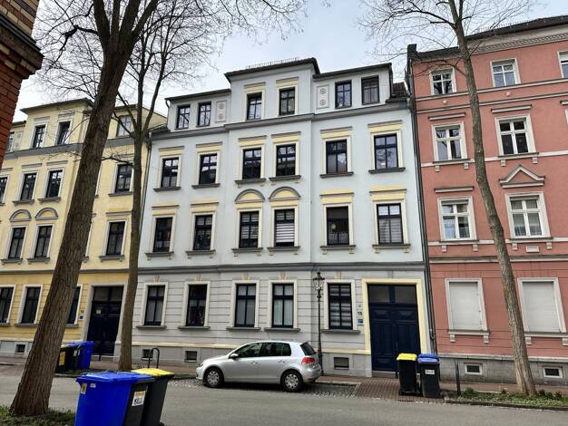 Wohnung zum Kauf 67.000 € 3 Zimmer 72,8 m² 3. Geschoss Johannisstraße 15 Innenstadt Zwickau 08056