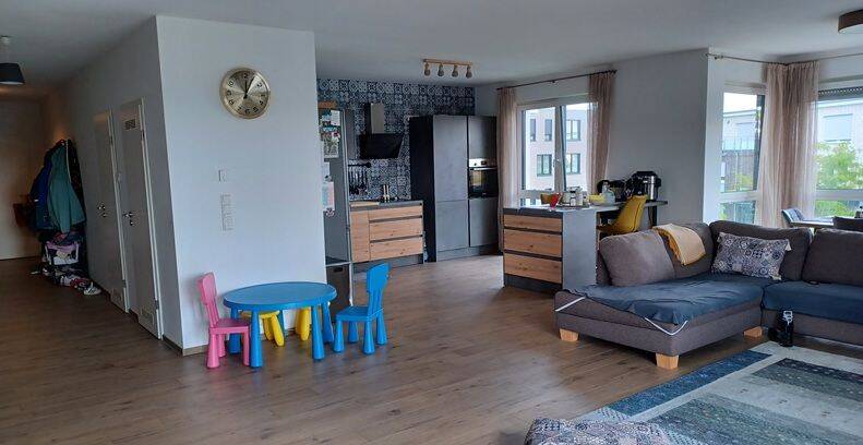 Property thumbnail 9