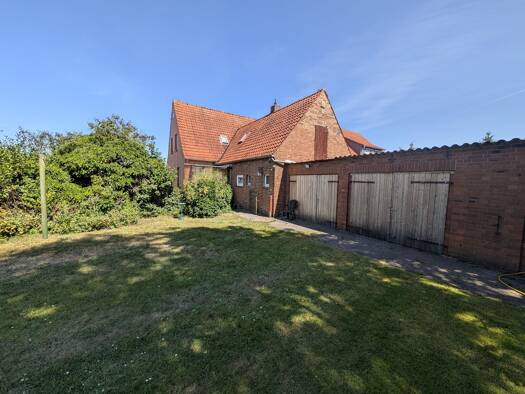 Mehrfamilienhaus zum Kauf 115.000 € 6 Zimmer 102 m² 745 m² Grundstück Adelheidsdorf Adelheidsdorf 29352