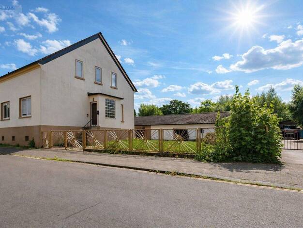 Mehrfamilienhaus zum Kauf 385.000 € 6 Zimmer 178 m² 3.531 m² Grundstück Gerschede Essen / Gerschede 45357