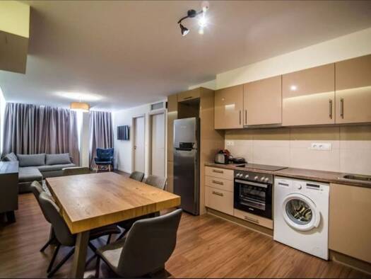 Wohnung zur Miete 825 € 2,5 Zimmer 60 m² Geschoss 1/4 frei ab 19.10.2026 Altstadt-Süd Köln 50678