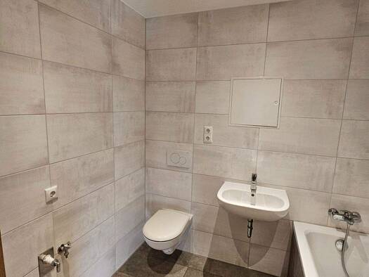 Wohnung zur Miete 230 € 1 Zimmer 33 m² EG Prof.-Wagenfeld-Ring 8 Weißwasser/O.L. 02943