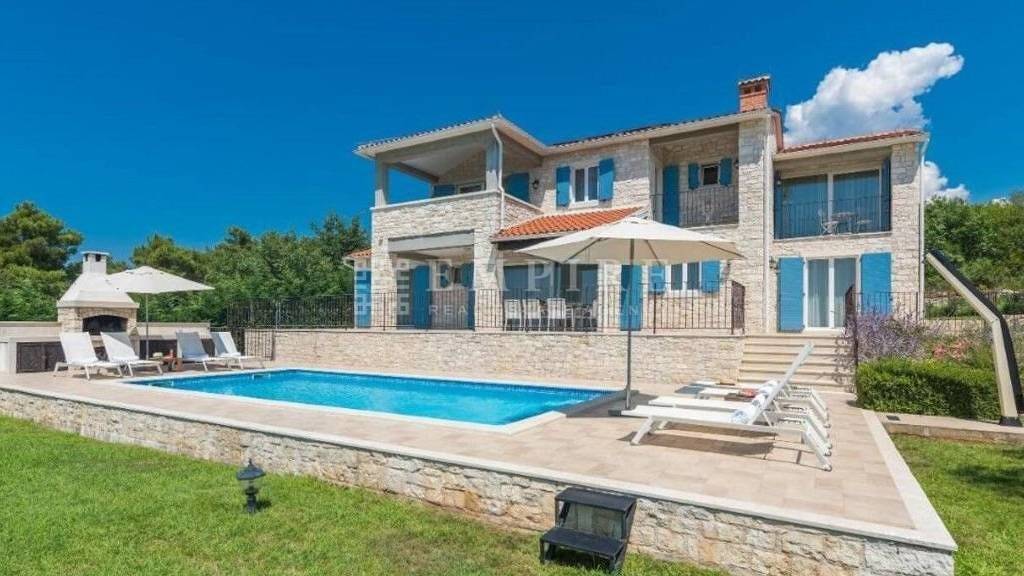 Haus zum Kauf 1.390.000 € 8 Zimmer 330 m² Porec Luka