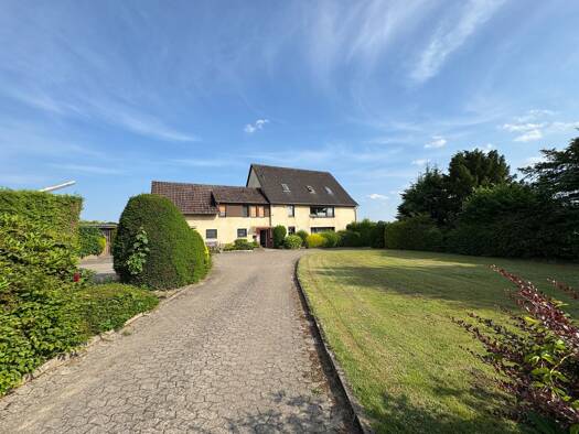 Mehrfamilienhaus zum Kauf 399.000 € 11 Zimmer 330 m² 5.900 m² Grundstück Grastrup-Hölsen Bad Salzuflen 32108
