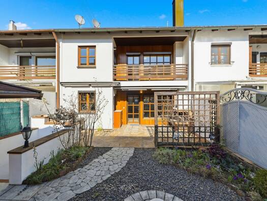 Reihenmittelhaus zum Kauf 798.000 € 5 Zimmer 156 m² 129 m² Grundstück frei ab sofort Unterschleißheim 85716