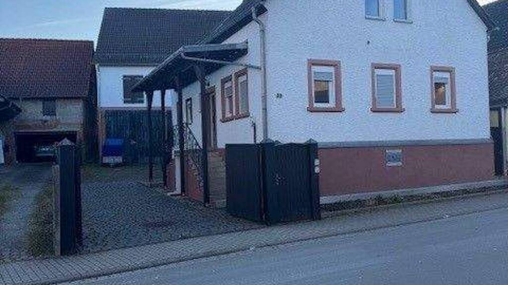Einfamilienhaus zur Miete 920 € 5 Zimmer 120 m² Schmachtenberg Mönchberg-OT 63933
