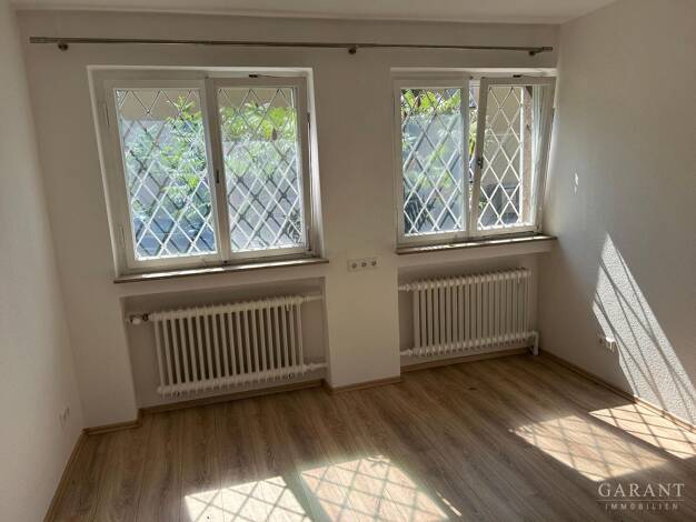 Wohnung zur Miete 425 € 1 Zimmer 14 m² frei ab sofort Nord Nord 70192