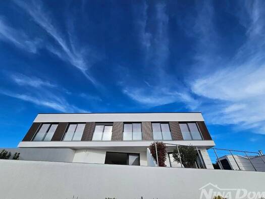 Reihenhaus zum Kauf - Erstbezug 545.000 € 6 Zimmer 135 m² Pag 23250