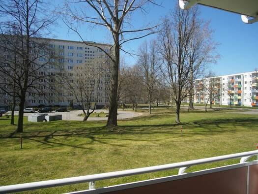 Wohnung zur Miete 364 € 3 Zimmer 70,4 m² EG frei ab 01.11.2026 Clausewitzstraße 33 Yorckgebiet Yorckgebiet 09130
