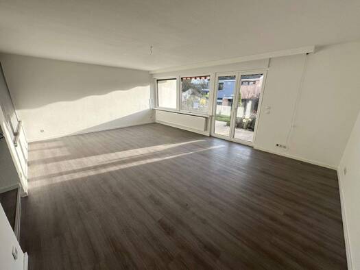 Reihenmittelhaus zur Miete 1.420 € 5 Zimmer 122 m² 196 m² Grundstück Höchberg 97204