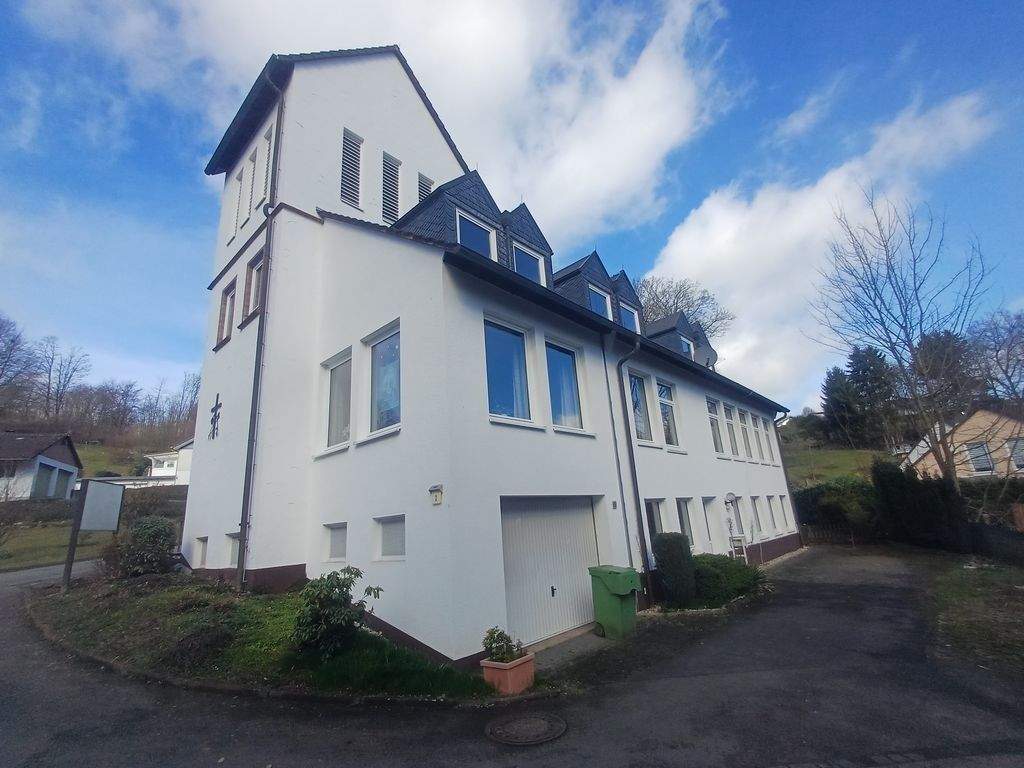 Immobilie in Wiehl - Wiehl-Weiershagen: 374m² im Kirchen-/Gemeindehaus mit separater Wohnung, Garten, Garage, 3 Küchen - Bild 1