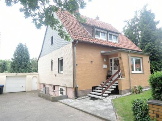 Einfamilienhaus zur Miete 780 € 7 Zimmer 125 m² 1.500 m² Grundstück Edemissen Einbeck 37574