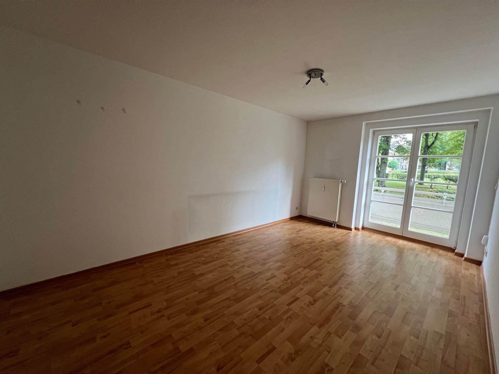 Wohnung zur Miete 270 € 2 Zimmer 47,1 m²<br/>Wohnfläche 1.<br/>Geschoss Grenzgraben 55 Bernsdorf 425 Chemnitz 09126