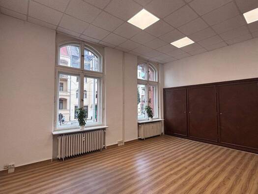 Bürofläche zur Miete provisionsfrei 6 € 1 Zimmer 33,6 m² Bürofläche Mitte Cottbus 03046