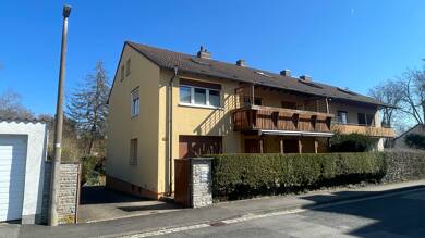 Haus zum Kauf 390.000 € 7 Zimmer 216 m² 390 m² Grundstück frei ab sofort Oberndorf Schweinfurt 97424