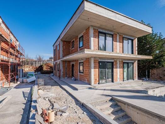Haus zum Kauf 650.000 € 5 Zimmer 240 m² 400 m² Grundstück Svetvinčenat