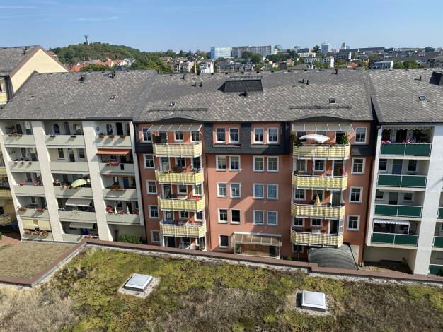 Wohnung zum Kauf 52.000 € 3 Zimmer 57,8 m² 3. Geschoss Burgstraße 49 Westend Plauen 08523