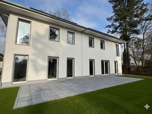 Doppelhaushälfte zur Miete 2.495 € 5 Zimmer 126 m² 441 m² Grundstück frei ab 01.06.2026 Schwedenstraße 2 Glienicke/Nordbahn 16548