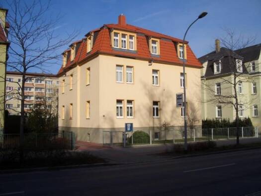 Wohnung zur Miete 300 € 2 Zimmer 58 m² Geschoss 2/3 frei ab 10.04.2026 Löbauer Straße 31 Bautzen 02625