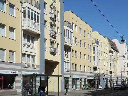 Wohnung zur Miete 473 € 2 Zimmer 67,5 m² 2. Geschoss Steinweg 50 Innenstadt Halle 06110