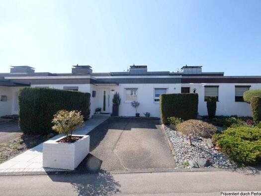 Reihenmittelhaus zum Kauf 540.000 € 4,5 Zimmer 125 m² 189 m² Grundstück frei ab 01.02.2026 Hochberg Remseck 71686