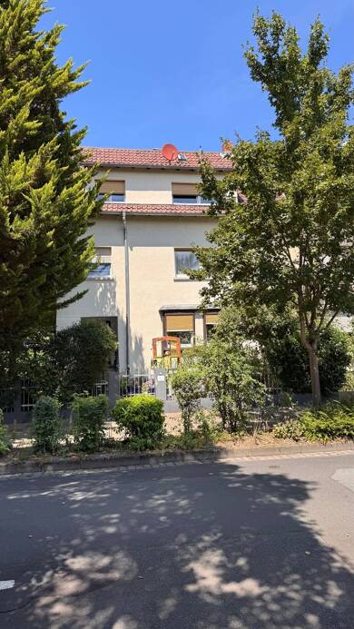 Doppelhaushälfte zum Kauf provisionsfrei 899.000 € 8 Zimmer 175 m² 357 m² Grundstück Lauterborn Offenbach 63069