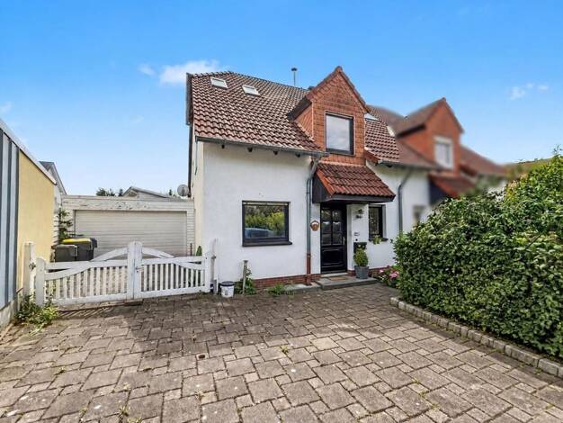 Doppelhaushälfte zum Kauf 320.000 € 4 Zimmer 98 m² 370 m² Grundstück Griesenbrauck Iserlohn 58640