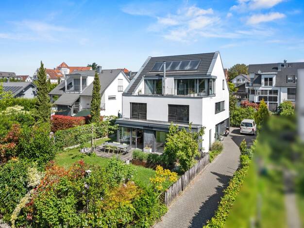 Einfamilienhaus zum Kauf 2.080.000 € 8 Zimmer 273 m² 637 m² Grundstück Fischbach 1 Friedrichshafen 88048