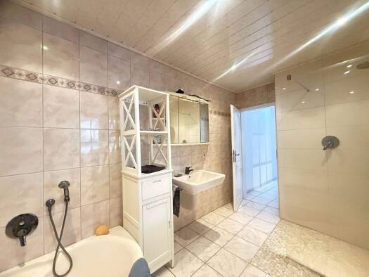 Haus zur Miete 1.250 € 4 Zimmer 90 m² frei ab 01.05.2026 Ockenfels 53545