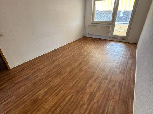 Wohnung zur Miete 310 € 2 Zimmer 49,4 m² 3. Geschoss frei ab 01.04.2026 Krummacherring 12 Bernburg Bernburg (Saale) 06406