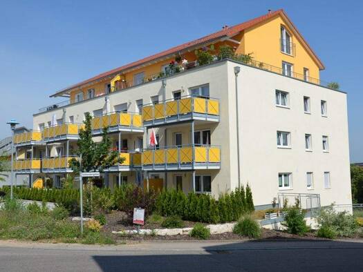 Wohnung zur Miete 730 € 2 Zimmer 56,5 m² 2. Geschoss frei ab 01.06.2026 Schloßbergallee 75 Bönnigheim 74357