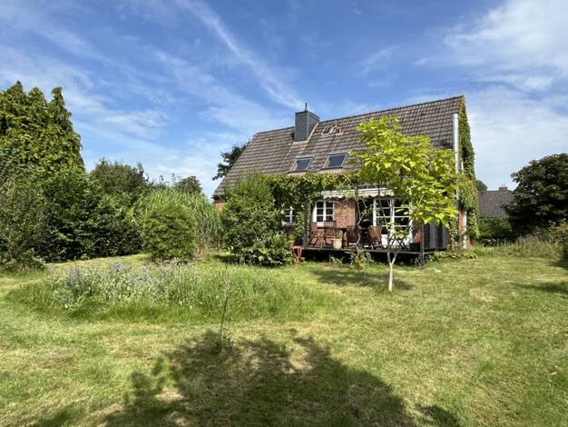 Einfamilienhaus zum Kauf 329.000 € 5 Zimmer 132 m² 737 m² Grundstück Oelixdorf 25524